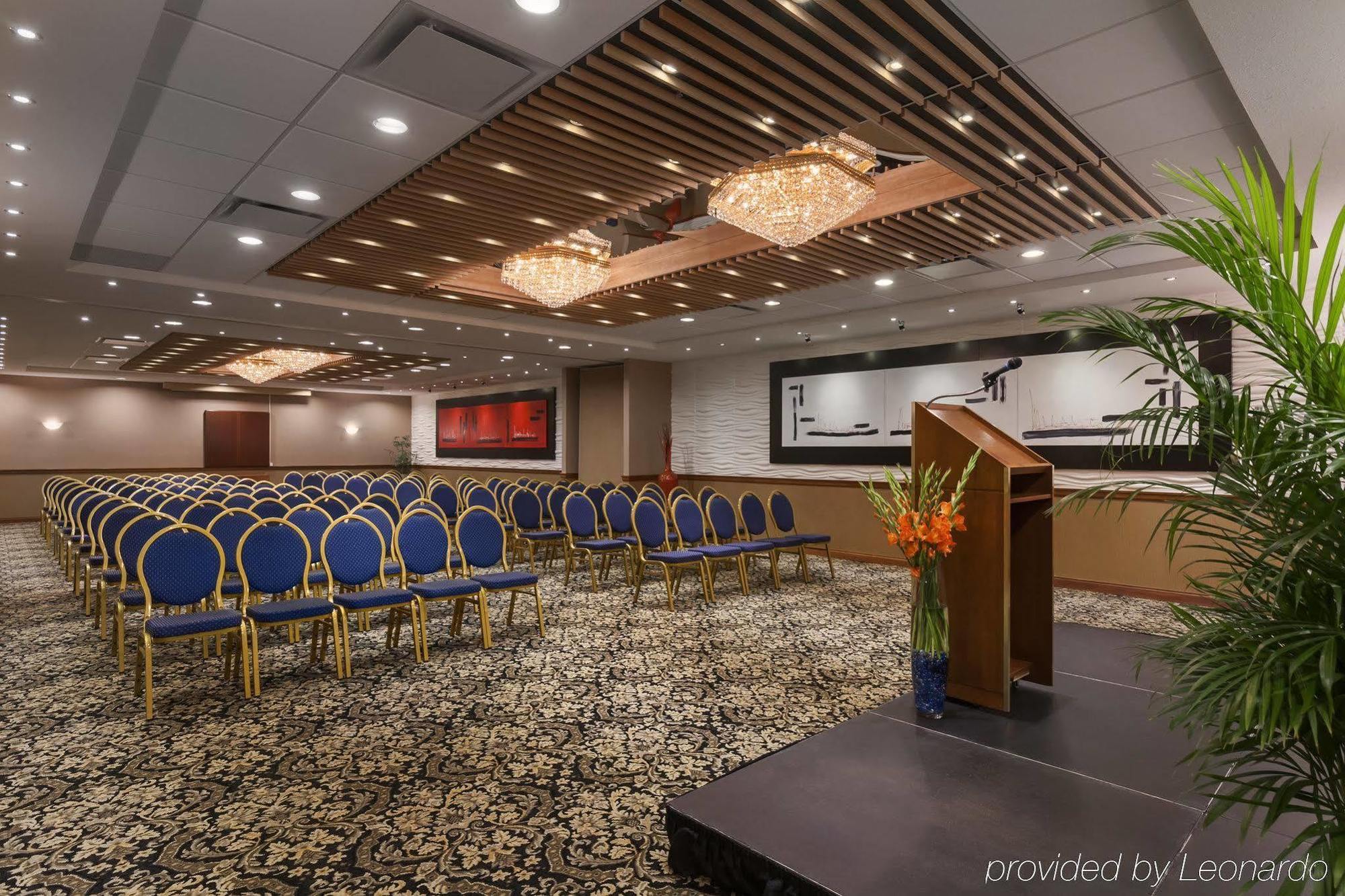 Poco Inn And Suites Hotel And Conference Center Port Coquitlam Εξωτερικό φωτογραφία